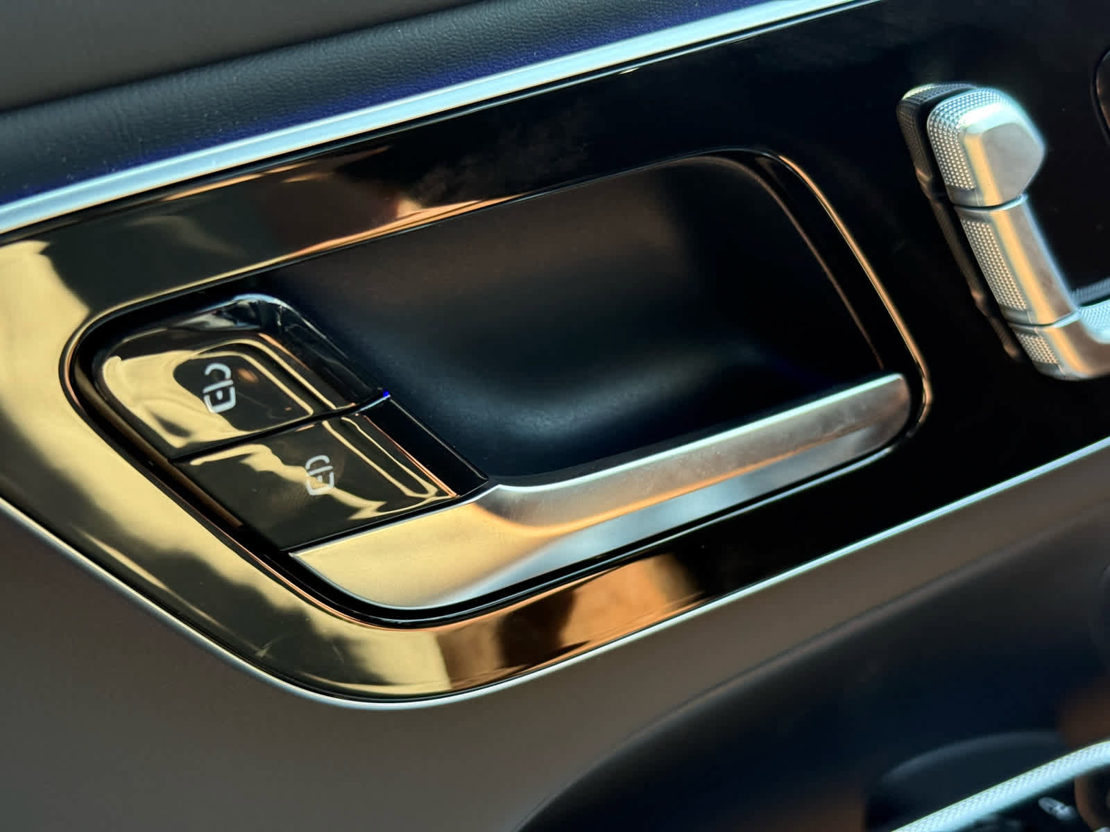 New 2025 Mercedes-Benz GLC 63 AMG S image 27