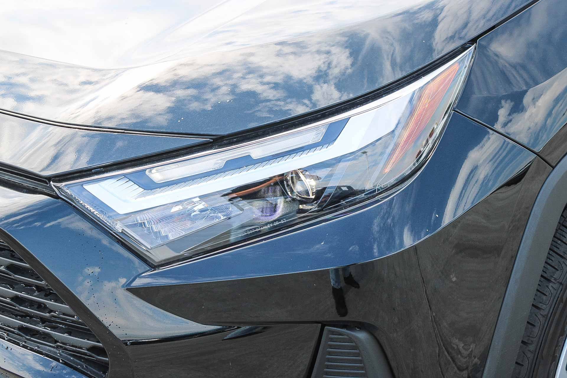 Used 2024 Toyota RAV4 LE image 5