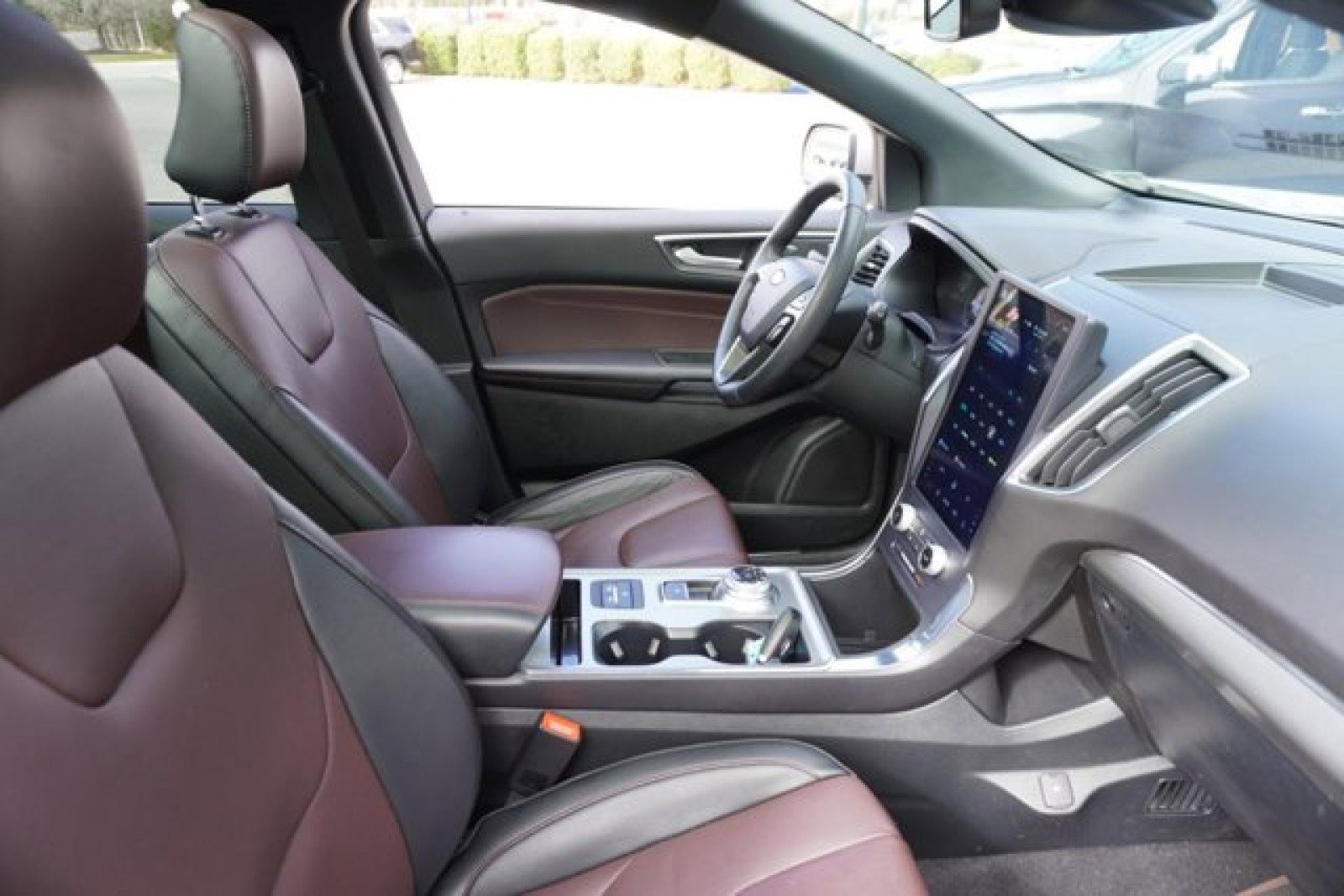 Used 2022 Ford Edge Titanium w/ Equipment Group 301A image 20