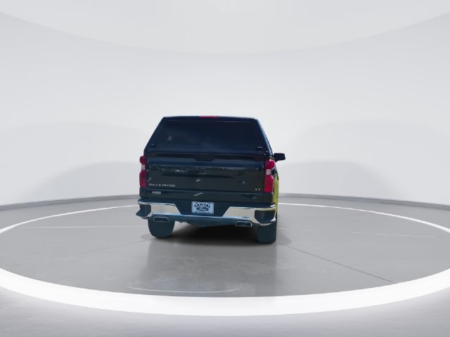 Used 2025 Chevrolet Silverado 1500 LT AWD/4WD image 7