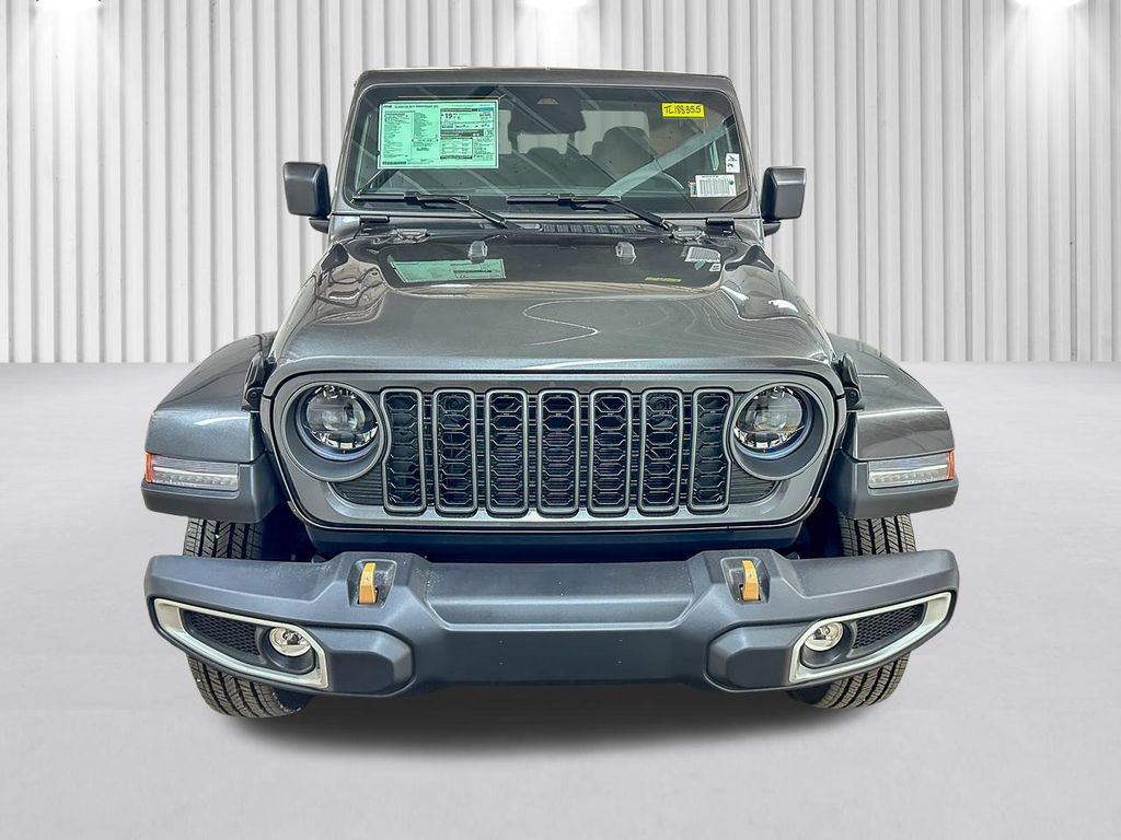 New 2026 Jeep Gladiator Sport AWD/4WD image 11
