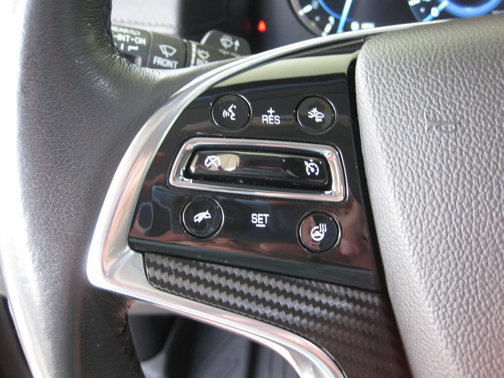 Used 2019 Cadillac Escalade Premium Luxury w/ Escalade Sport Edition image 15