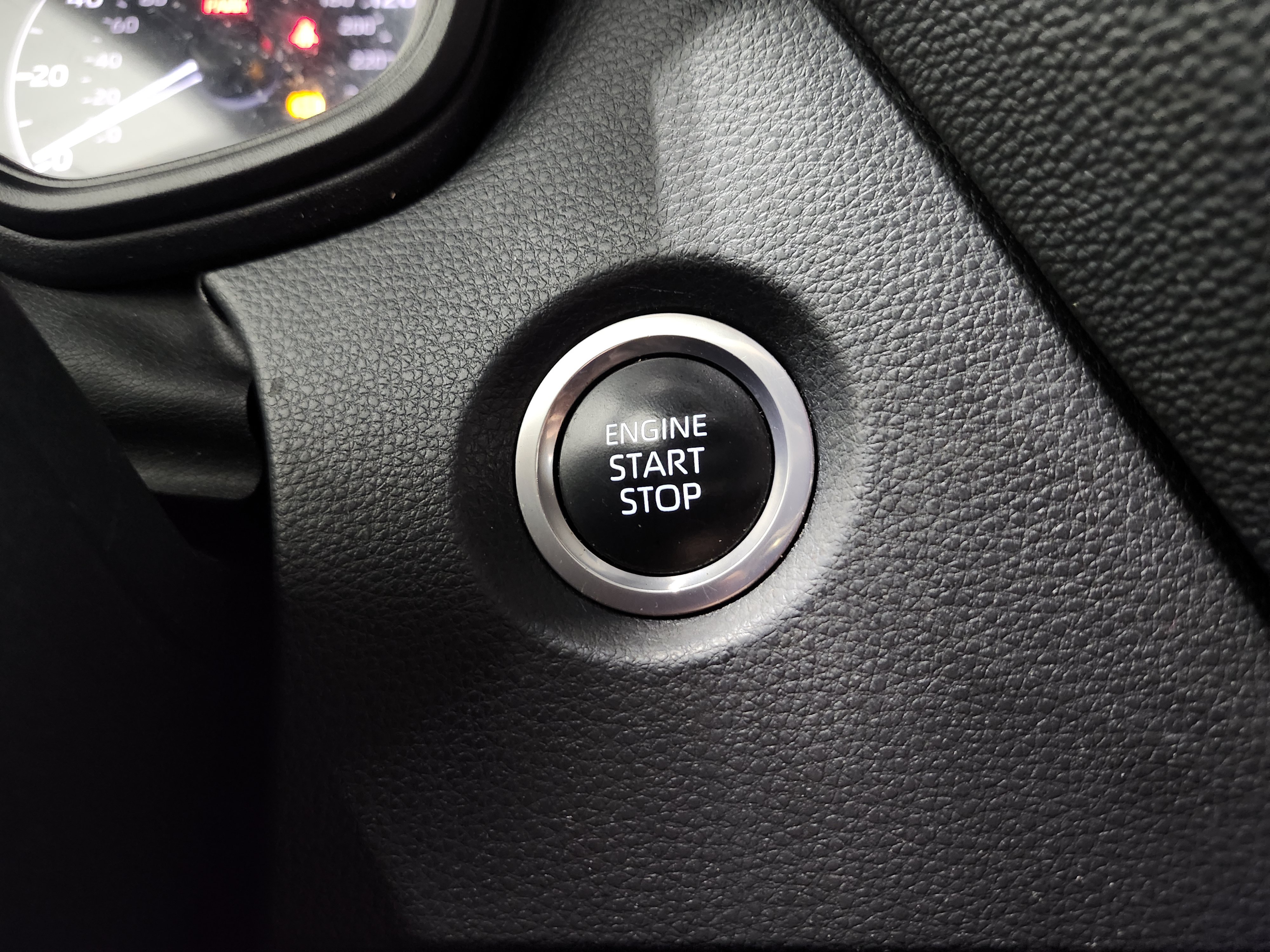 Used 2023 Toyota Corolla SE FWD image 6
