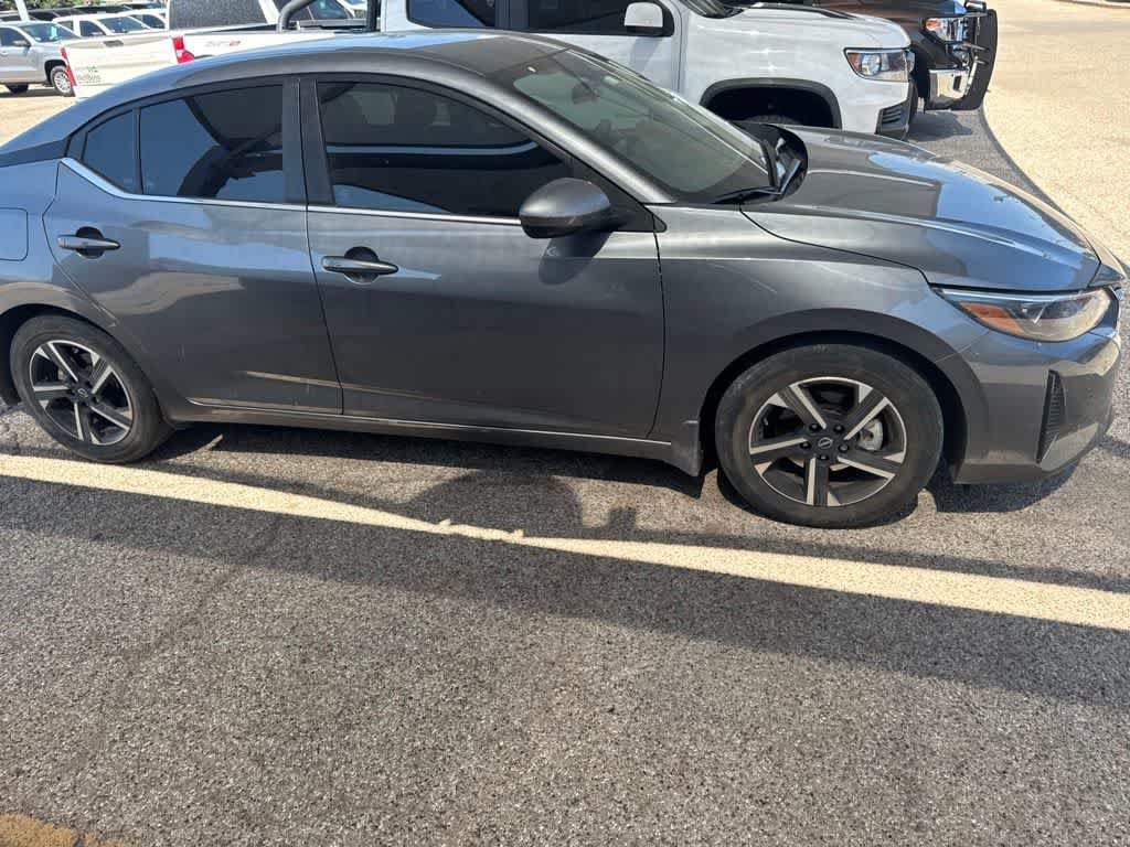 Used 2024 Nissan Sentra SV FWD image 4