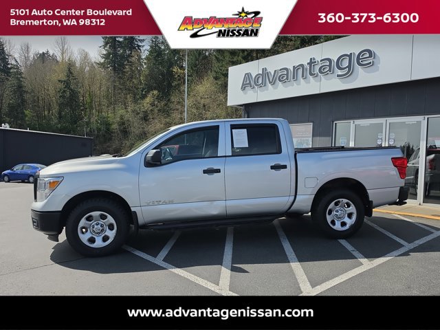 Used 2018 Nissan Titan S w/ S Utility Package AWD/4WD image 2