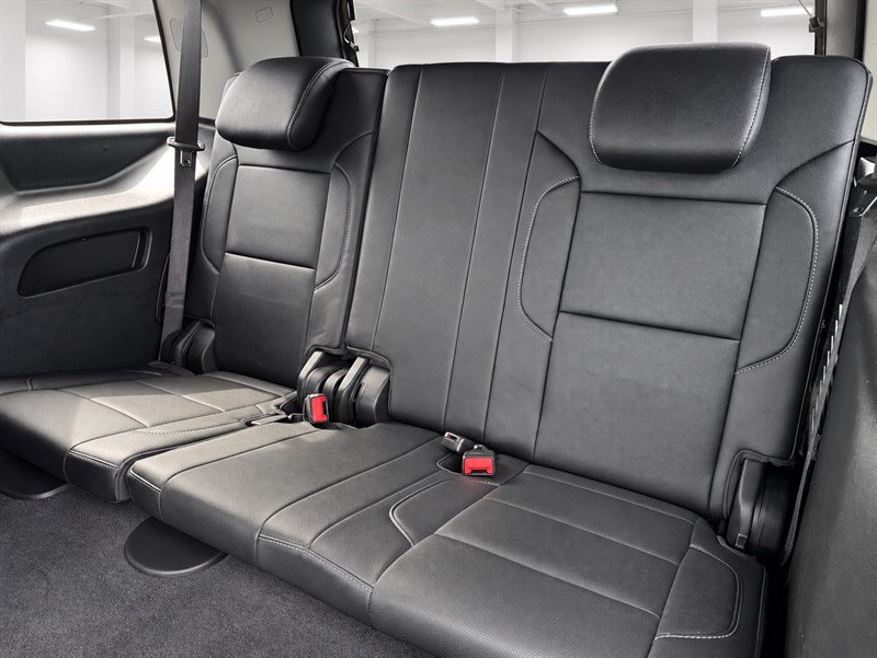Used 2020 Chevrolet Tahoe Premier AWD/4WD image 28