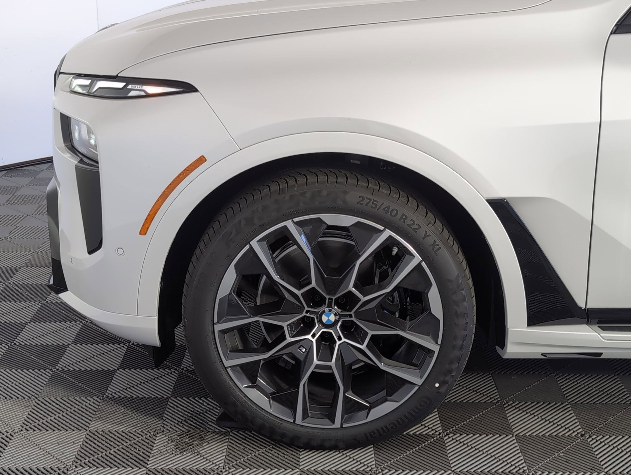 New 2026 BMW X7 xDrive40i w/ M Sport Package image 9