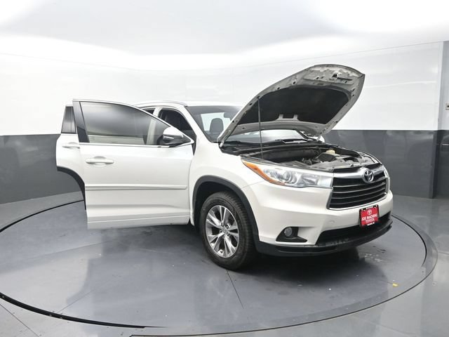 Used 2015 Toyota Highlander XLE AWD/4WD image 40
