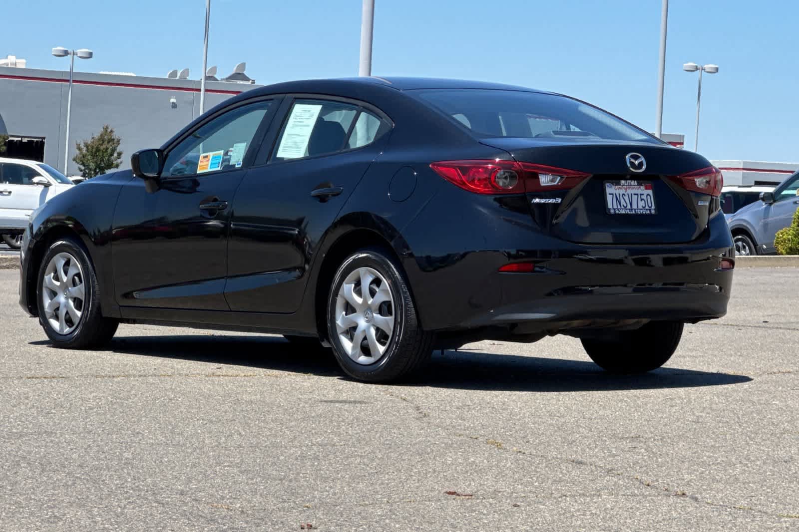 Used 2016 MAZDA MAZDA3 i Sport FWD image 7