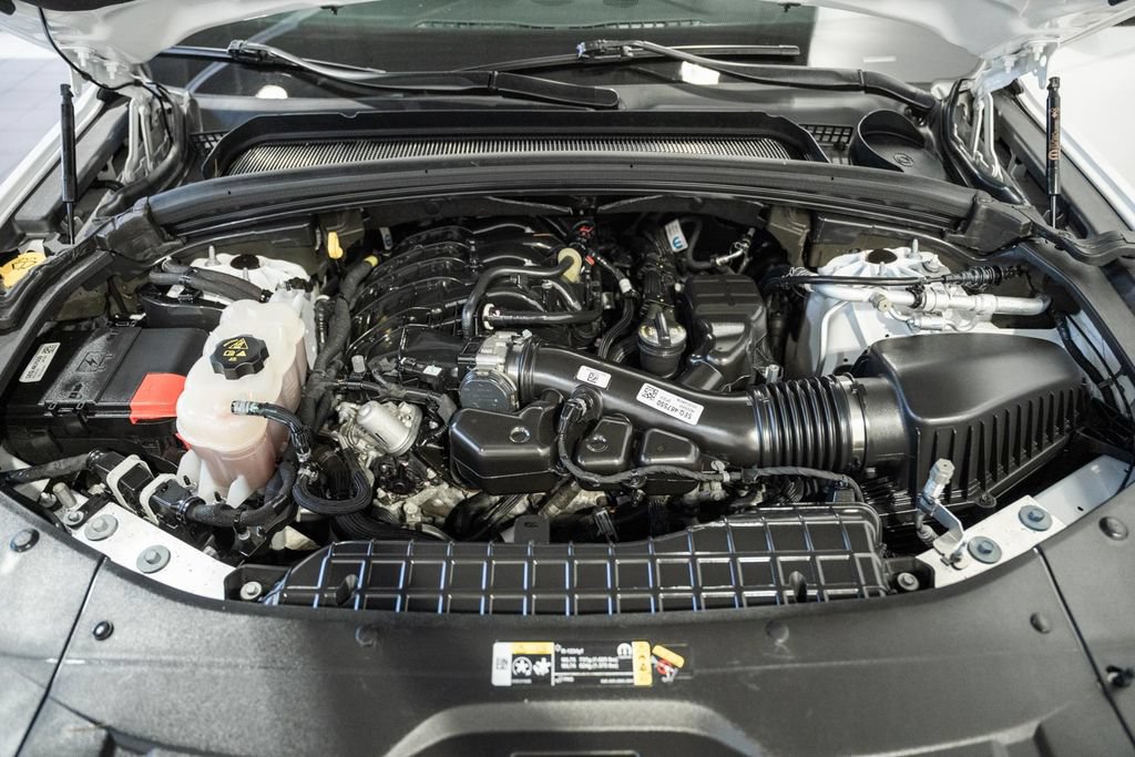 Certified 2023 Jeep Grand Cherokee Laredo AWD/4WD image 17