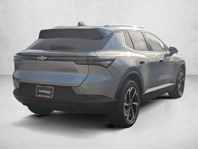 New 2026 Chevrolet Equinox EV LT image 2