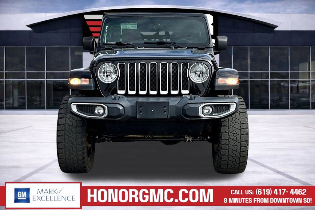 Used 2019 Jeep Wrangler Unlimited Sahara image 2