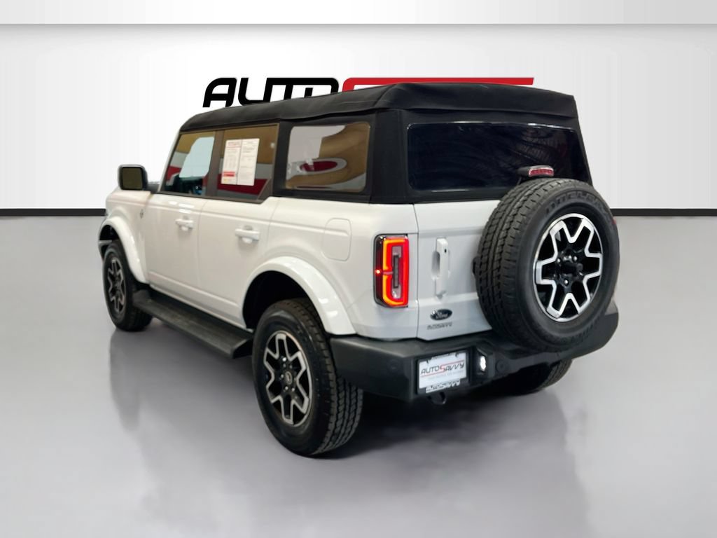 Used 2025 Ford Bronco Outer Banks AWD/4WD image 5