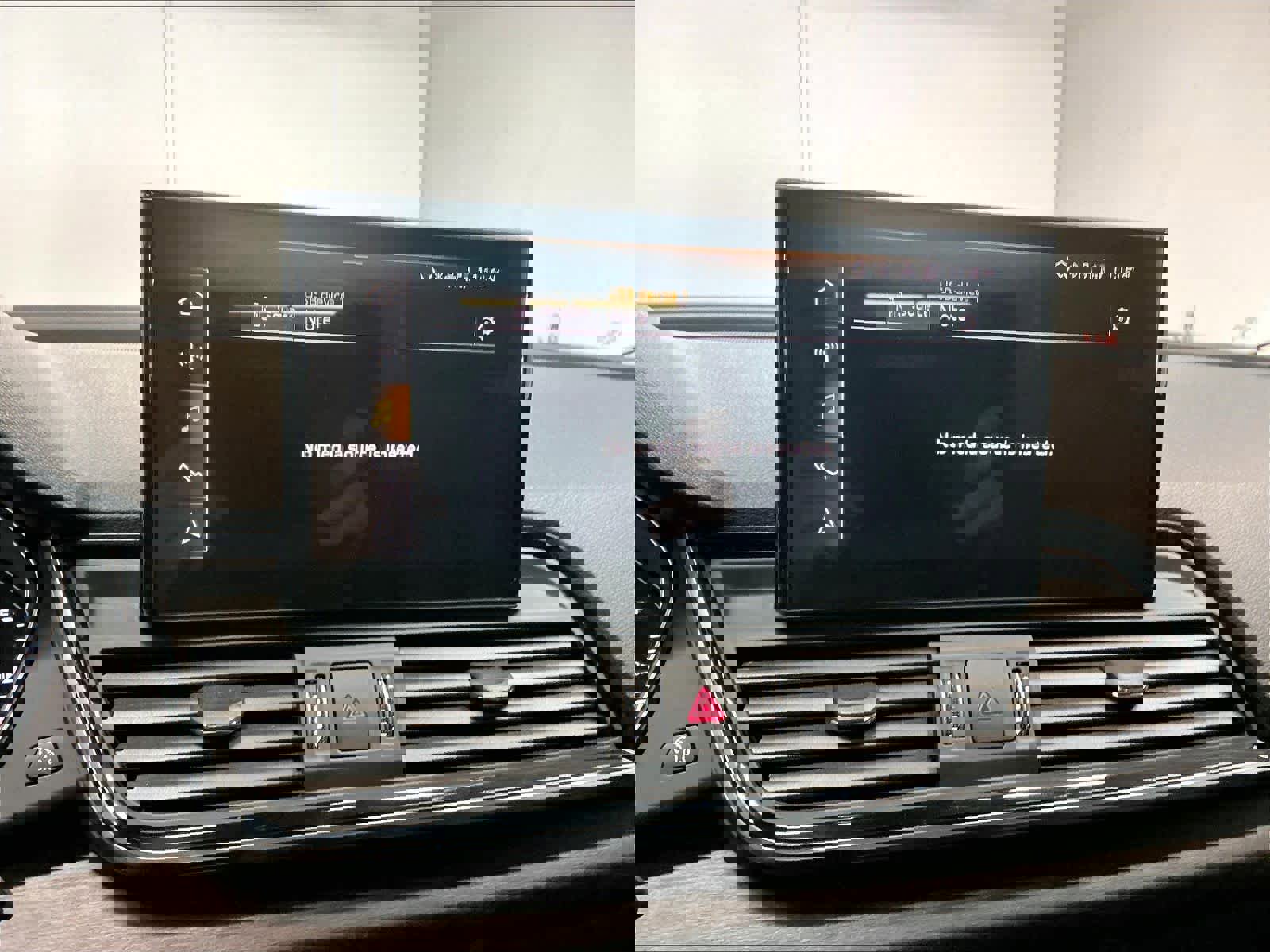 Used 2023 Audi Q5 2.0T Premium w/ Convenience Package image 38