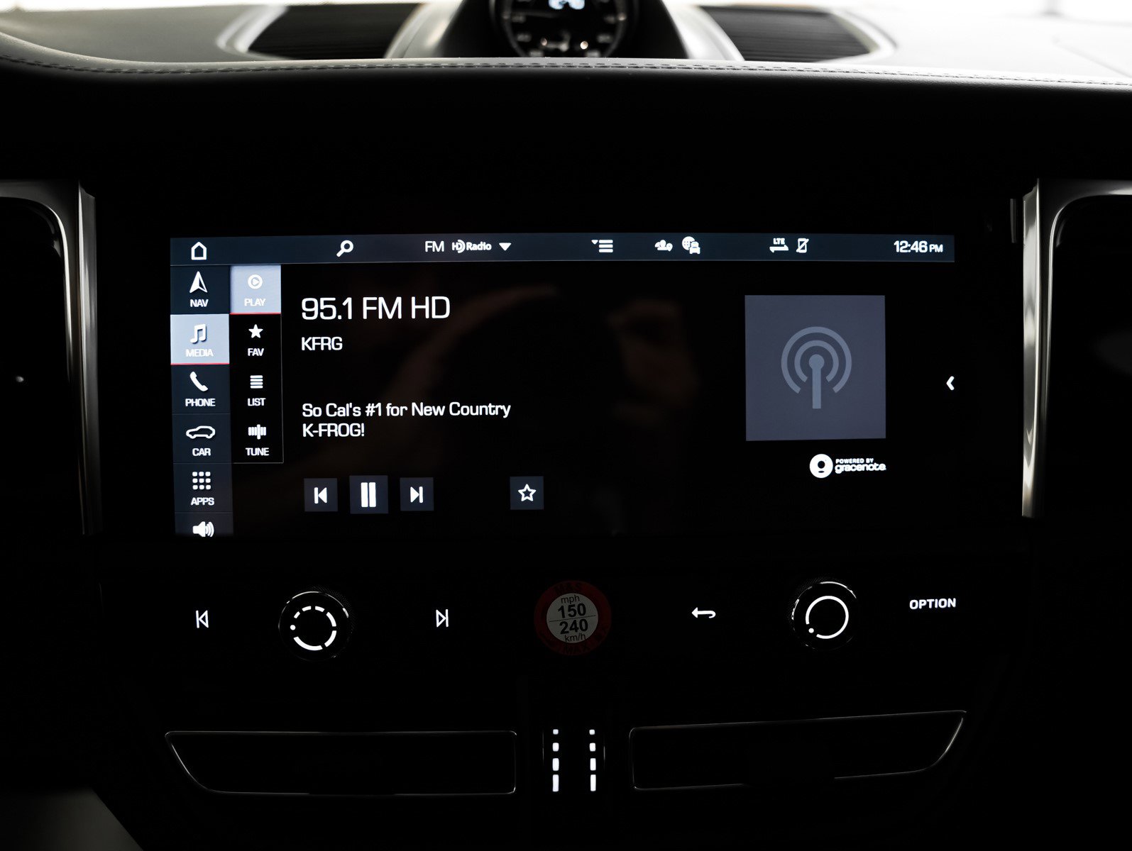 New 2026 Porsche Macan S image 23