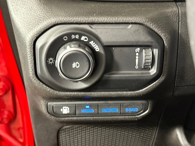 Used 2023 Jeep Wrangler Unlimited w/ Cold Weather Group image 19