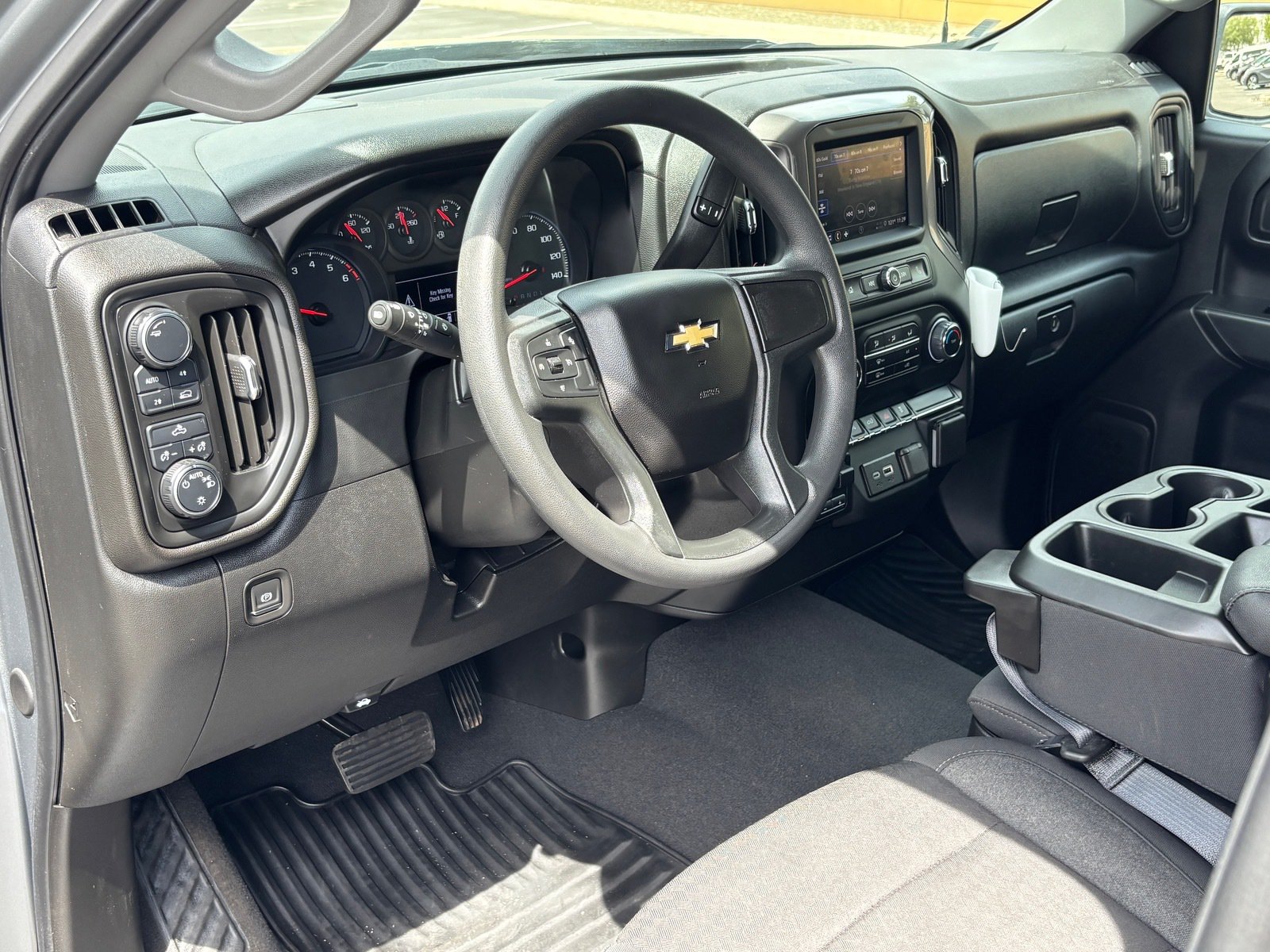 Used 2024 Chevrolet Silverado 1500 Custom w/ Turbomax Blackout Package AWD/4WD image 20
