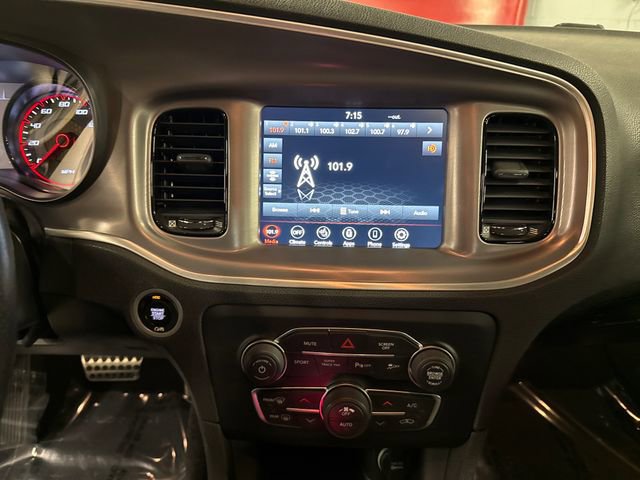 Used 2022 Dodge Charger R/T w/ Blacktop Package image 17