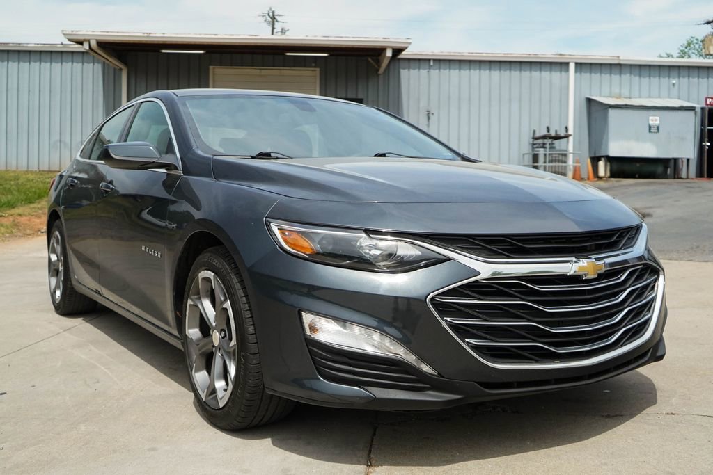 Used 2021 Chevrolet Malibu LT FWD image 35