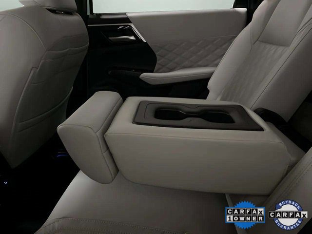 Used 2025 Mitsubishi Outlander SEL image 75