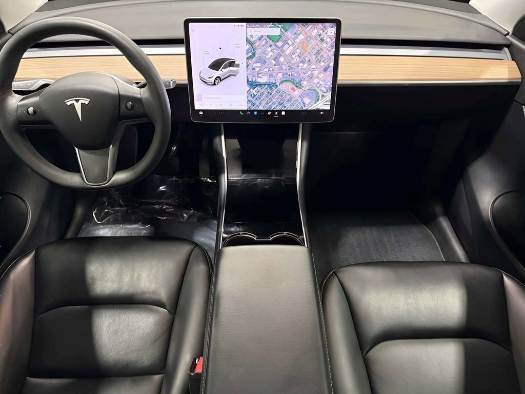 Used 2021 Tesla Model Y Long Range AWD/4WD image 28