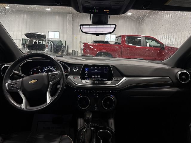 Used 2019 Chevrolet Blazer Premier w/ Driver Confidence II Package AWD/4WD image 9