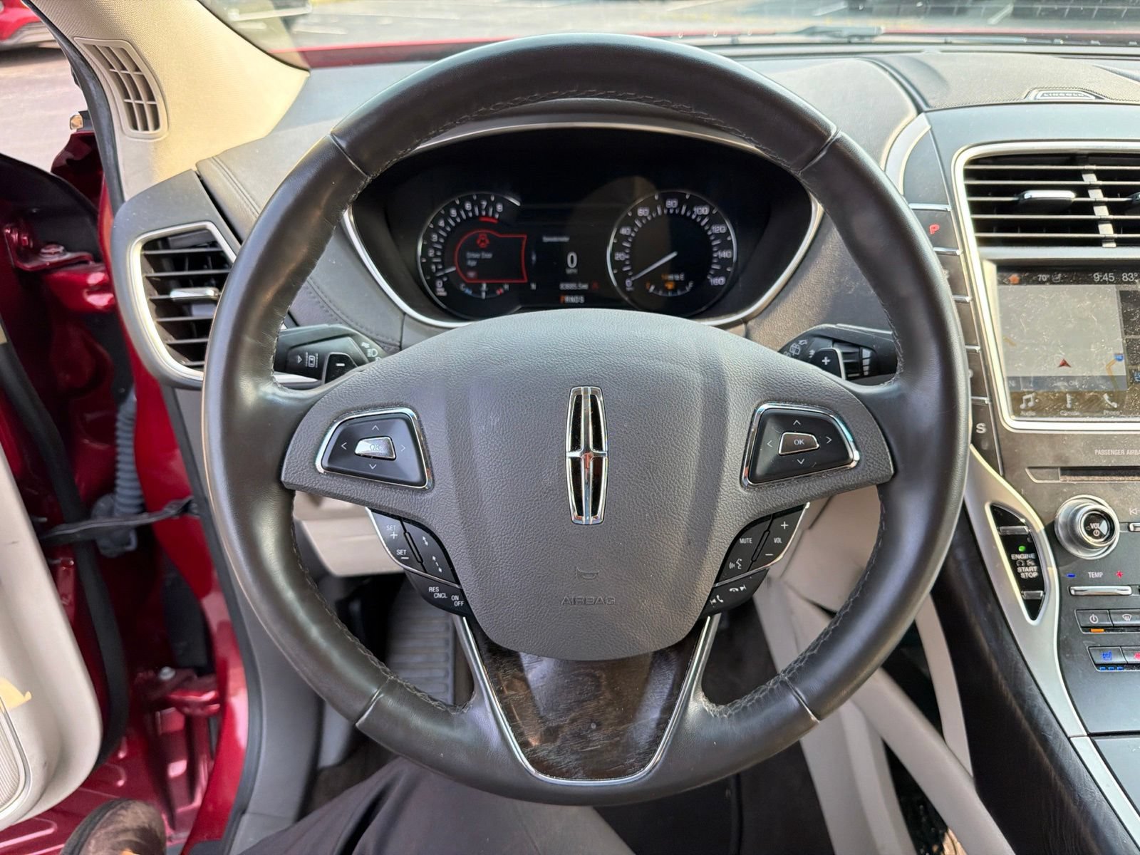 Used 2018 Lincoln MKX Reserve w/ Driver Assistance Package AWD/4WD image 15
