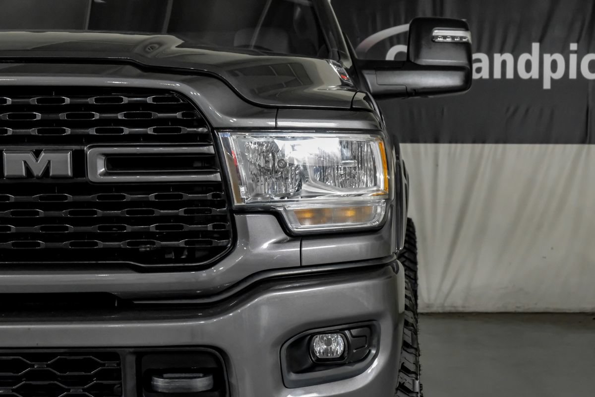 Used 2023 RAM 3500 Big Horn w/ Level 1 Equipment Group AWD/4WD image 40