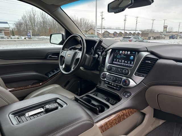 Used 2020 Chevrolet Suburban Premier image 8