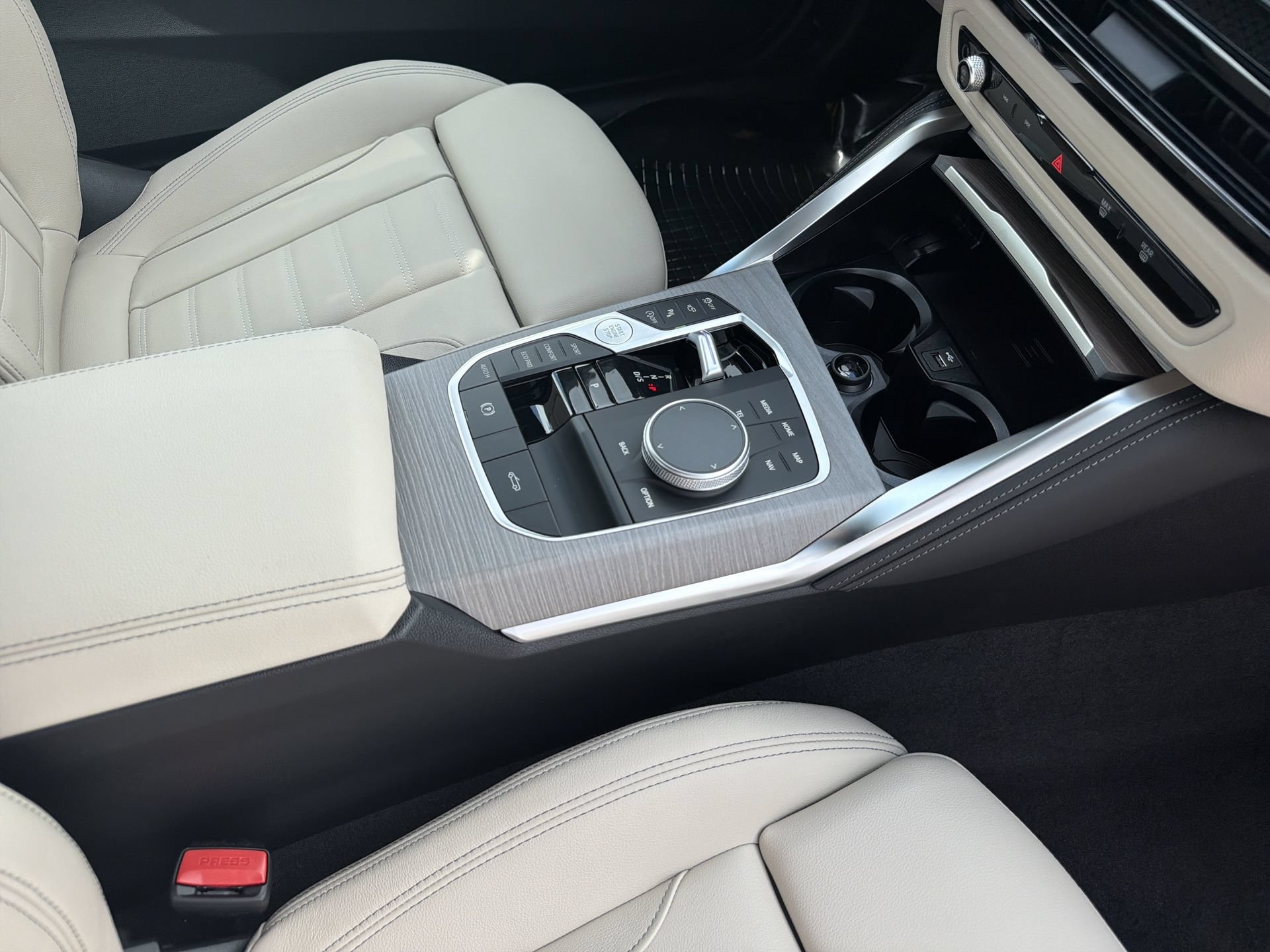 New 2027 BMW 430i Convertible w/ M Sport Package RWD image 18