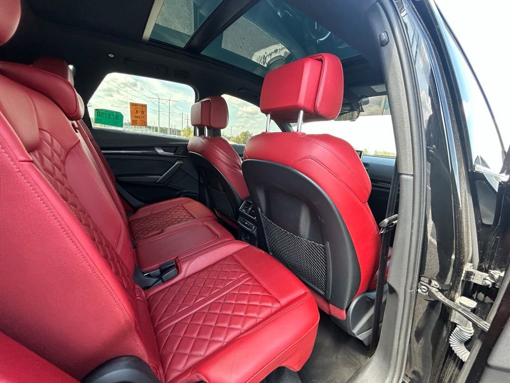 Used 2018 Audi SQ5 Prestige w/ Prestige Package image 17