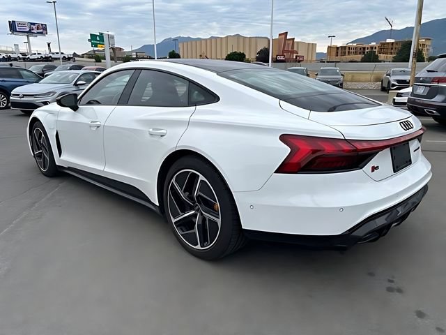 Used 2023 Audi RS e-tron GT w/ Carbon Performance Package AWD/4WD image 5