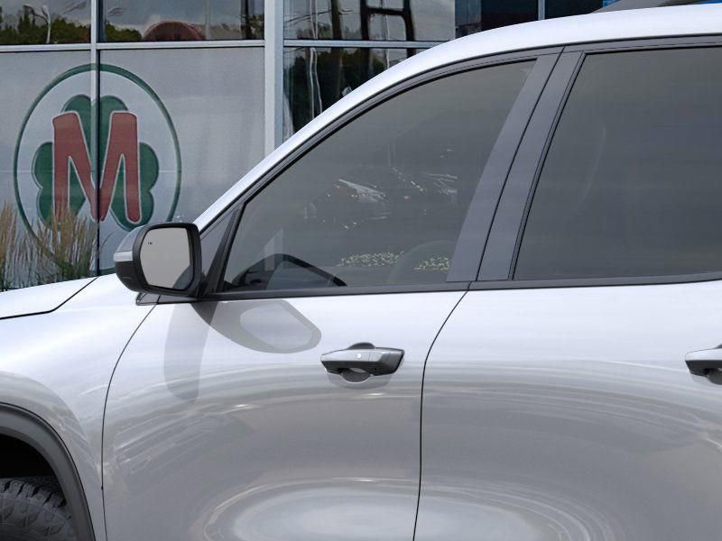 New 2026 Chevrolet Traverse Z71 w/ Driver Confidence Package image 12