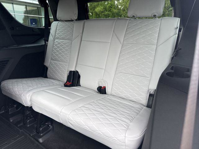 New 2026 Cadillac Escalade Platinum Sport w/ LPO, Floor Liner Package AWD/4WD image 12