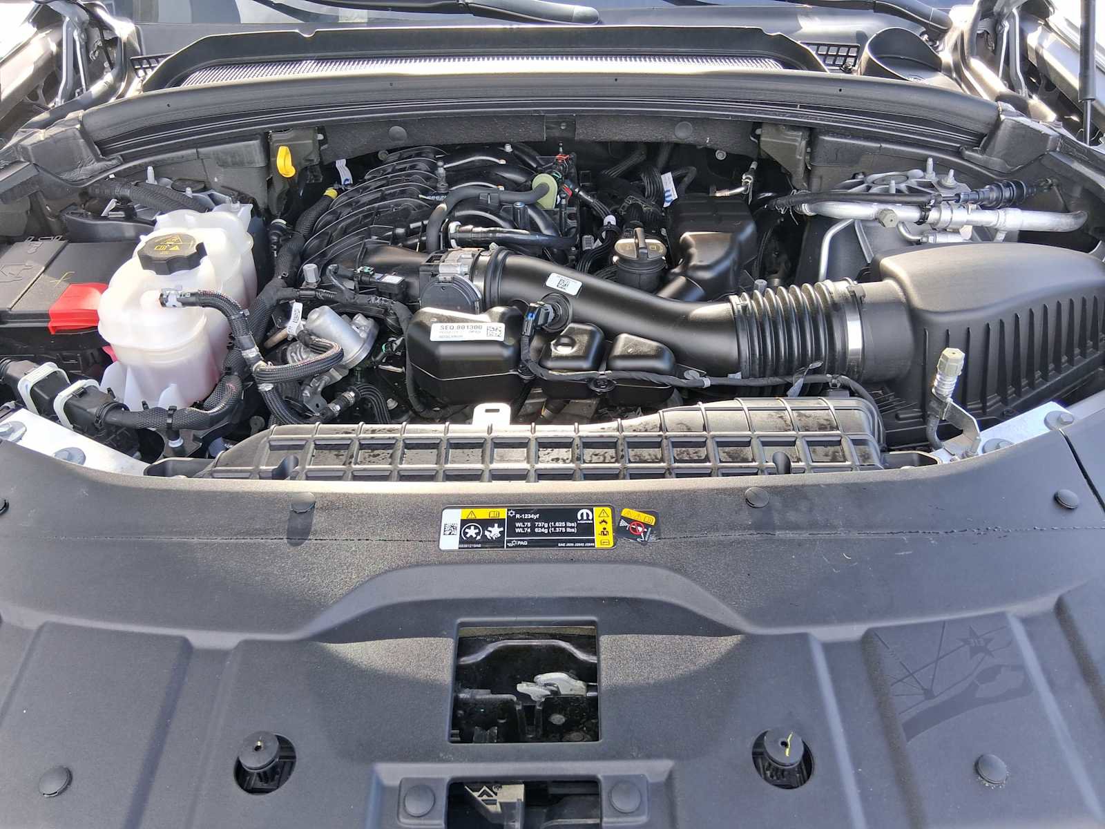 Used 2023 Jeep Grand Cherokee Altitude image 8