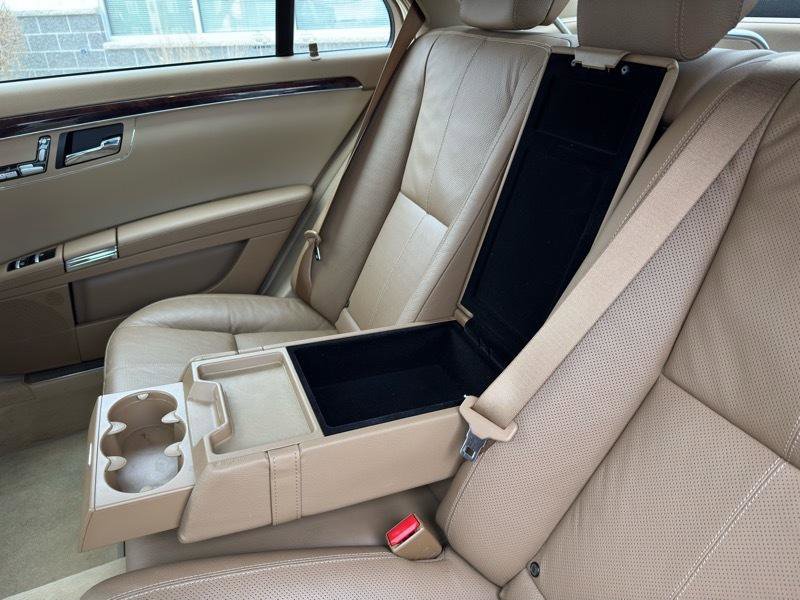 Used 2009 Mercedes-Benz S 550 4MATIC image 40
