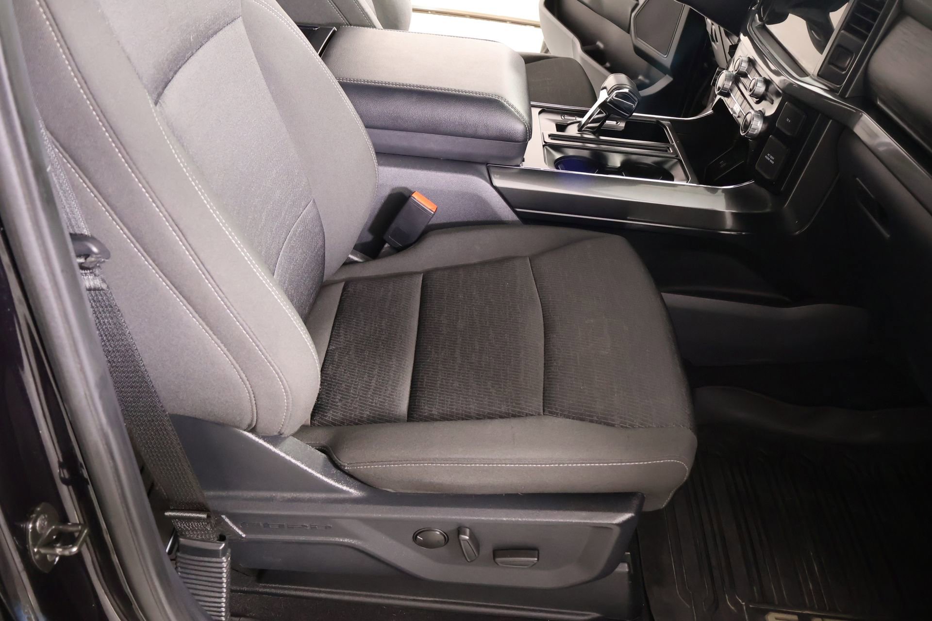 Used 2023 Ford F150 XLT w/ Equipment Group 302A High AWD/4WD image 15