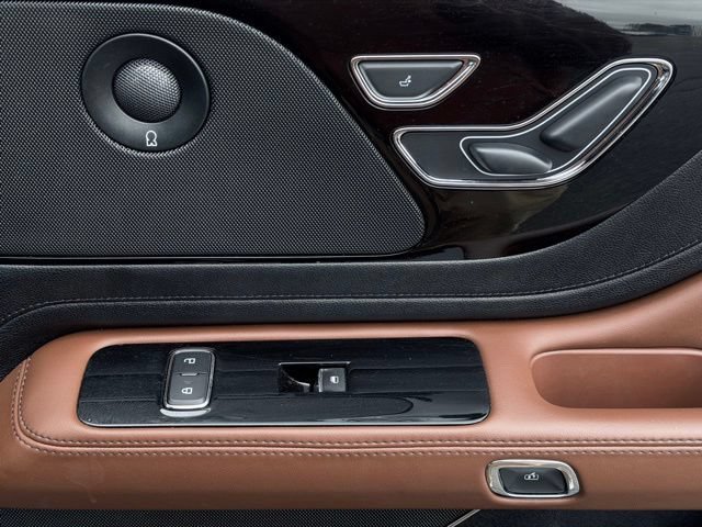 Certified 2023 Lincoln Aviator Reserve w/ Equipment Group 201A AWD/4WD image 20