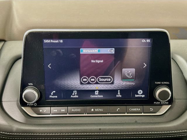 Used 2023 Nissan Rogue SV AWD/4WD image 10