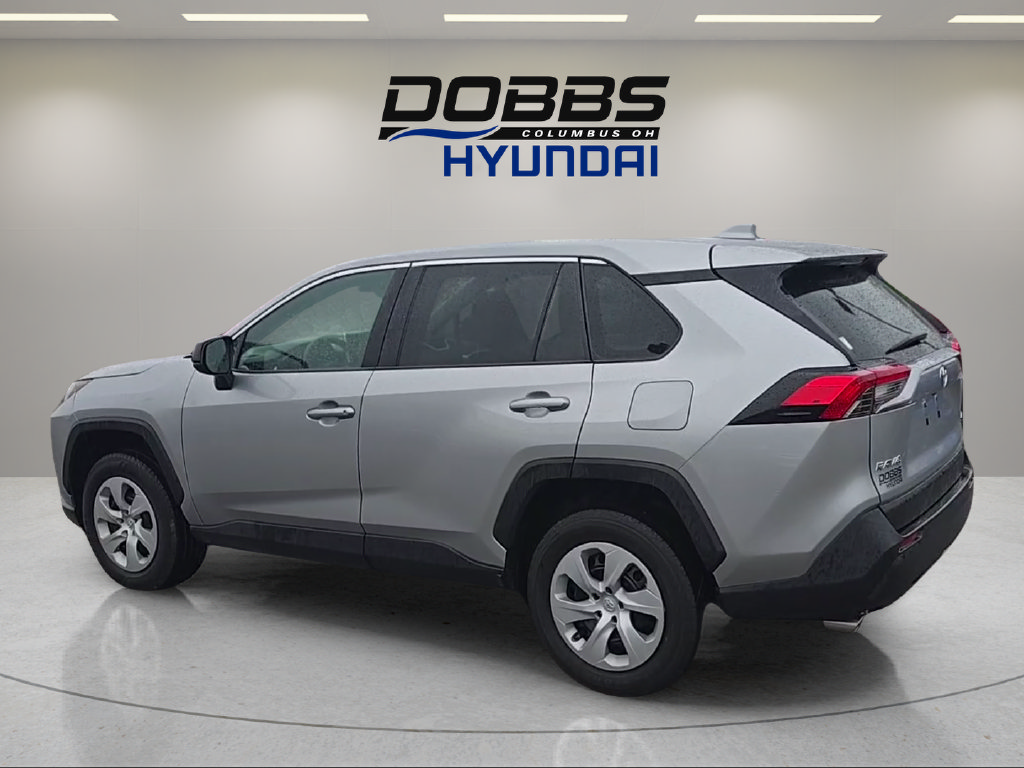 Used 2025 Toyota RAV4 LE FWD image 3