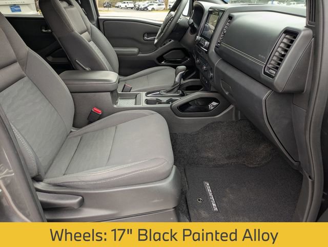 Used 2023 Nissan Frontier SV w/ Midnight Edition Package image 30