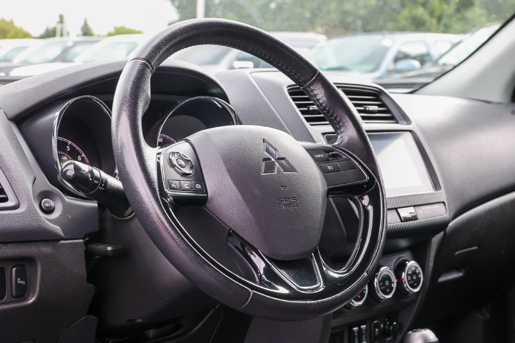 Used 2019 Mitsubishi Outlander Sport SE FWD image 25