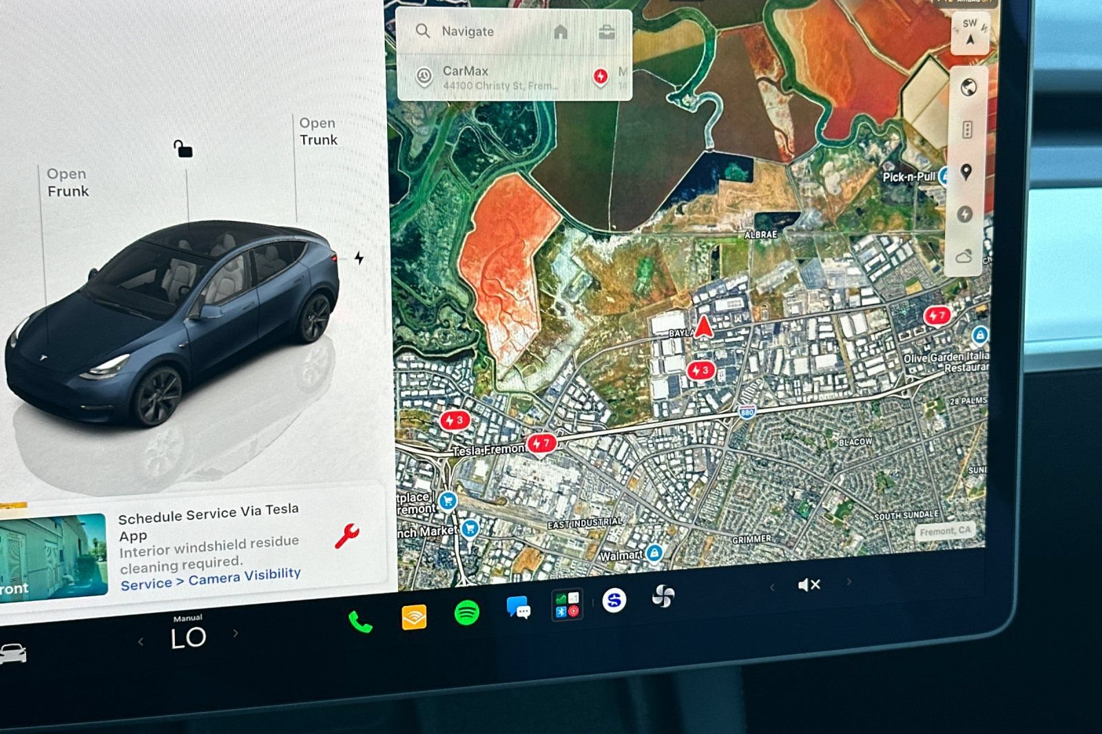 Used 2025 Tesla Model Y Long Range RWD image 19