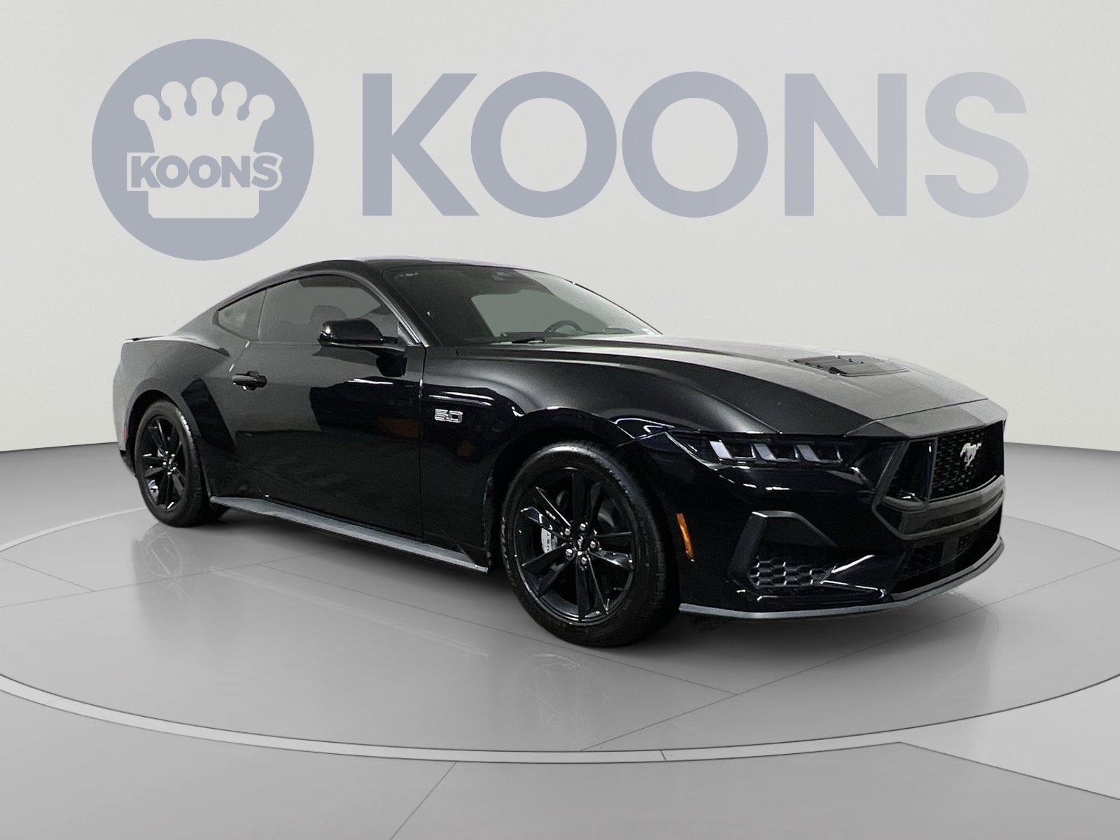 Used 2024 Ford Mustang GT RWD image 2