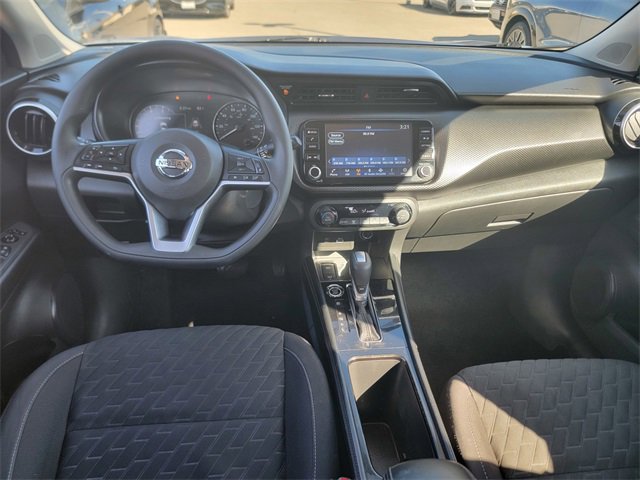 Used 2021 Nissan Kicks SV image 13
