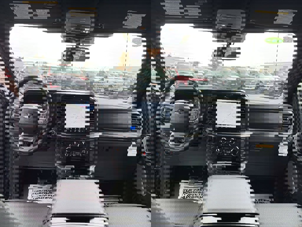 New 2025 Ford F150 Lariat w/ Equipment Group 502A High image 24