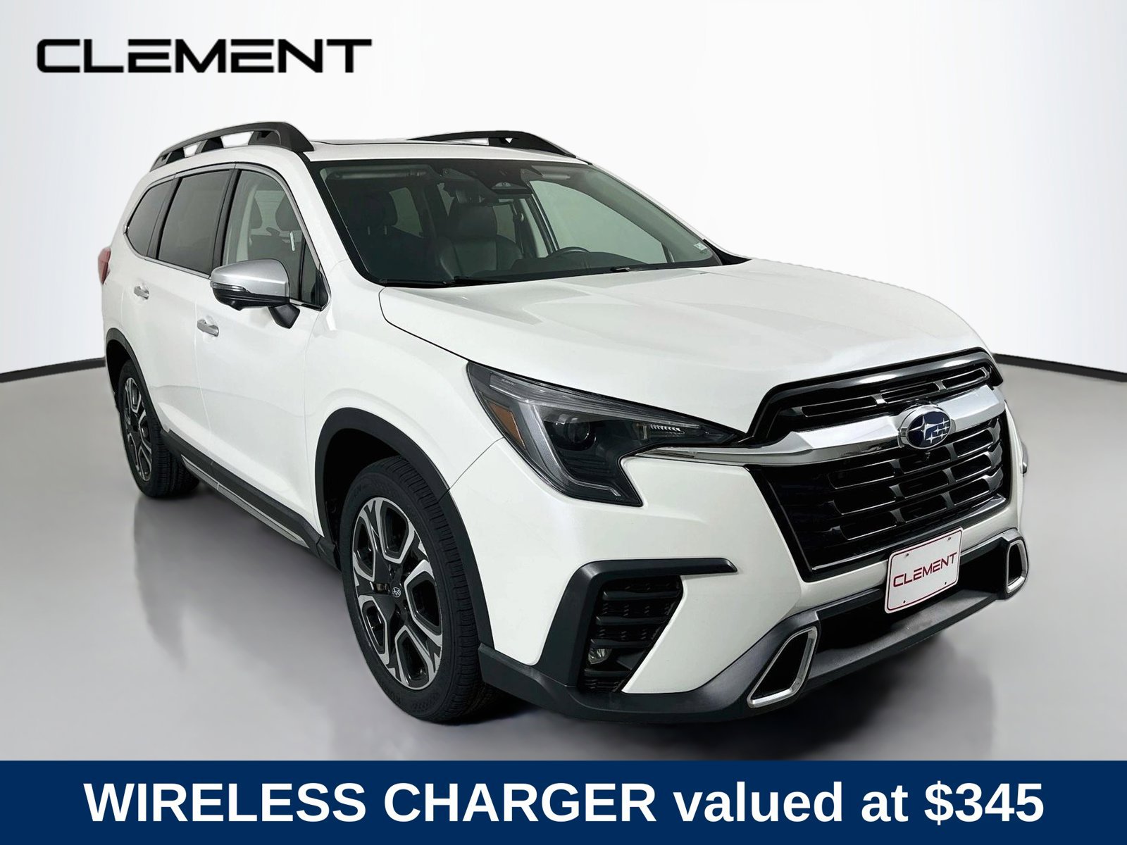 Used 2023 Subaru Ascent Touring AWD/4WD image 3