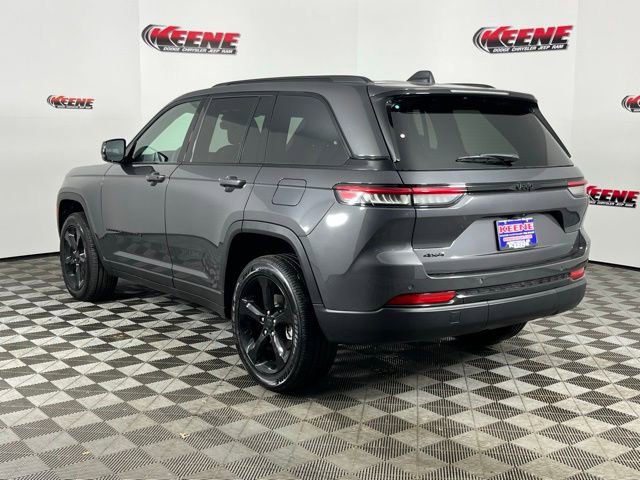 New 2025 Jeep Grand Cherokee Laredo image 6