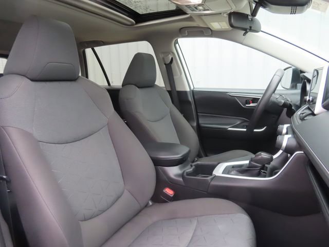 Used 2023 Toyota RAV4 XLE w/ Convenience Package AWD/4WD image 25