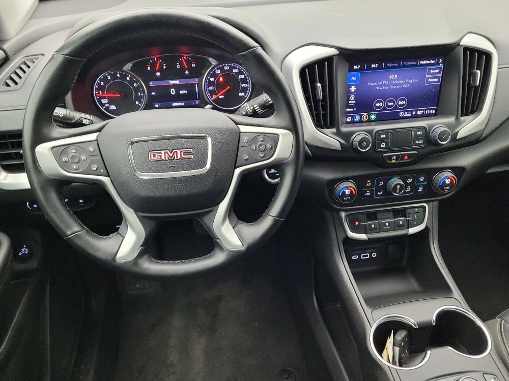 Used 2024 GMC Terrain SLT image 22